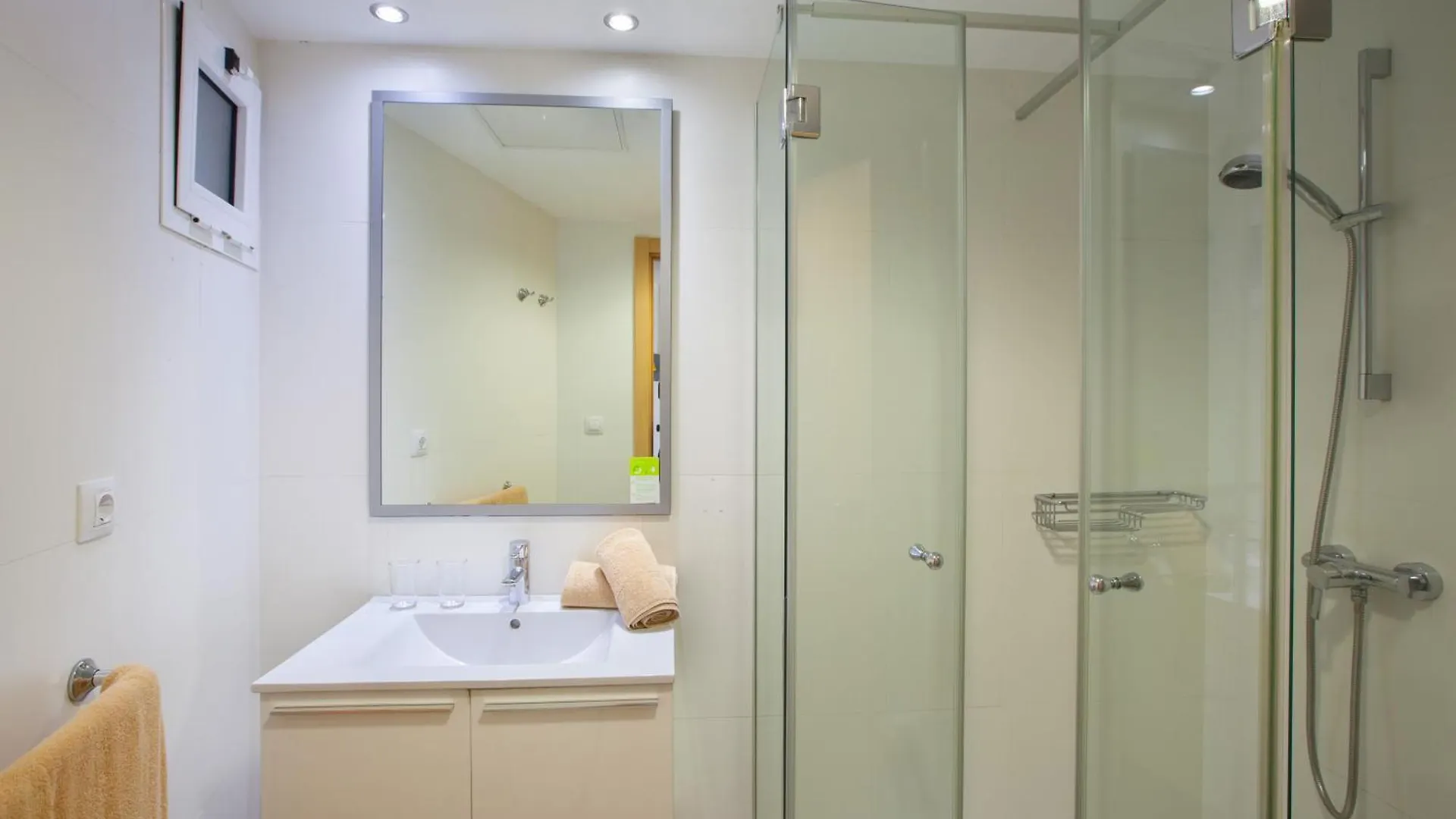 Grupotel Revoli Porto Rico 4*,