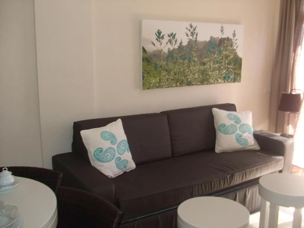 Grupotel Revoli Porto Rico 4*,