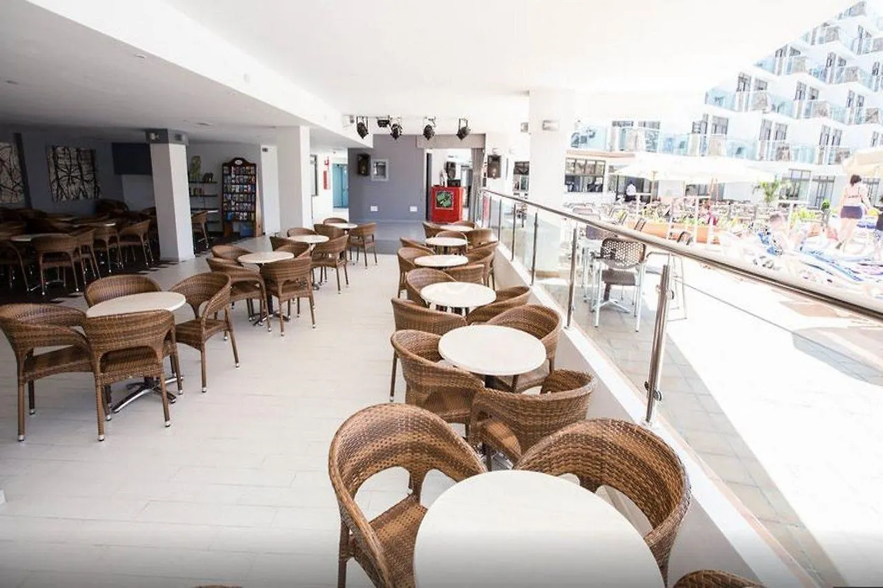 Aparthotel Grupotel Revoli Puerto Rico